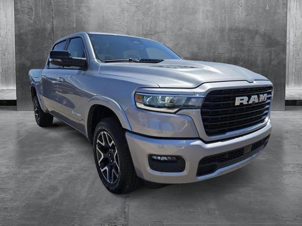 2025 Ram 1500 Laramie 4x4 Crew Cab 5'7" Box